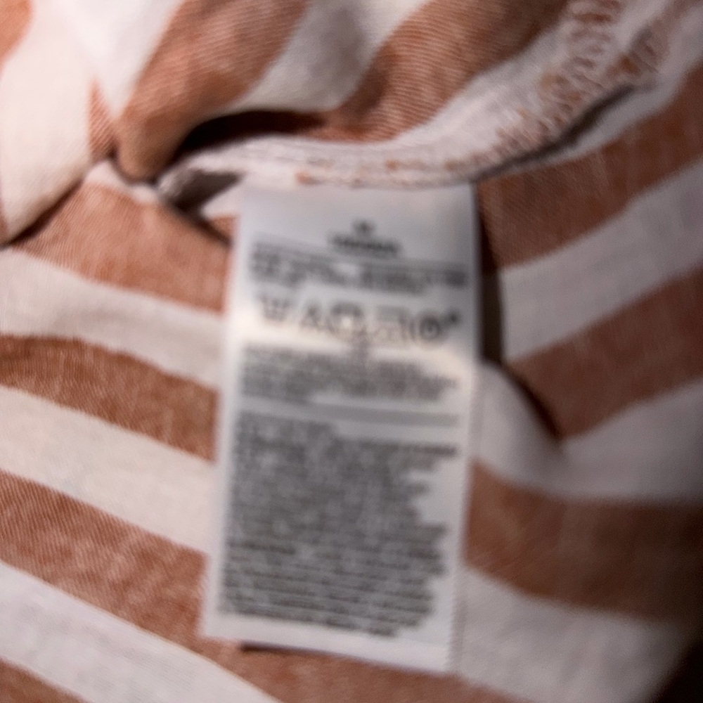 Old Navy Women’s Tan and White Striped Shirt - Picture 4 of 5